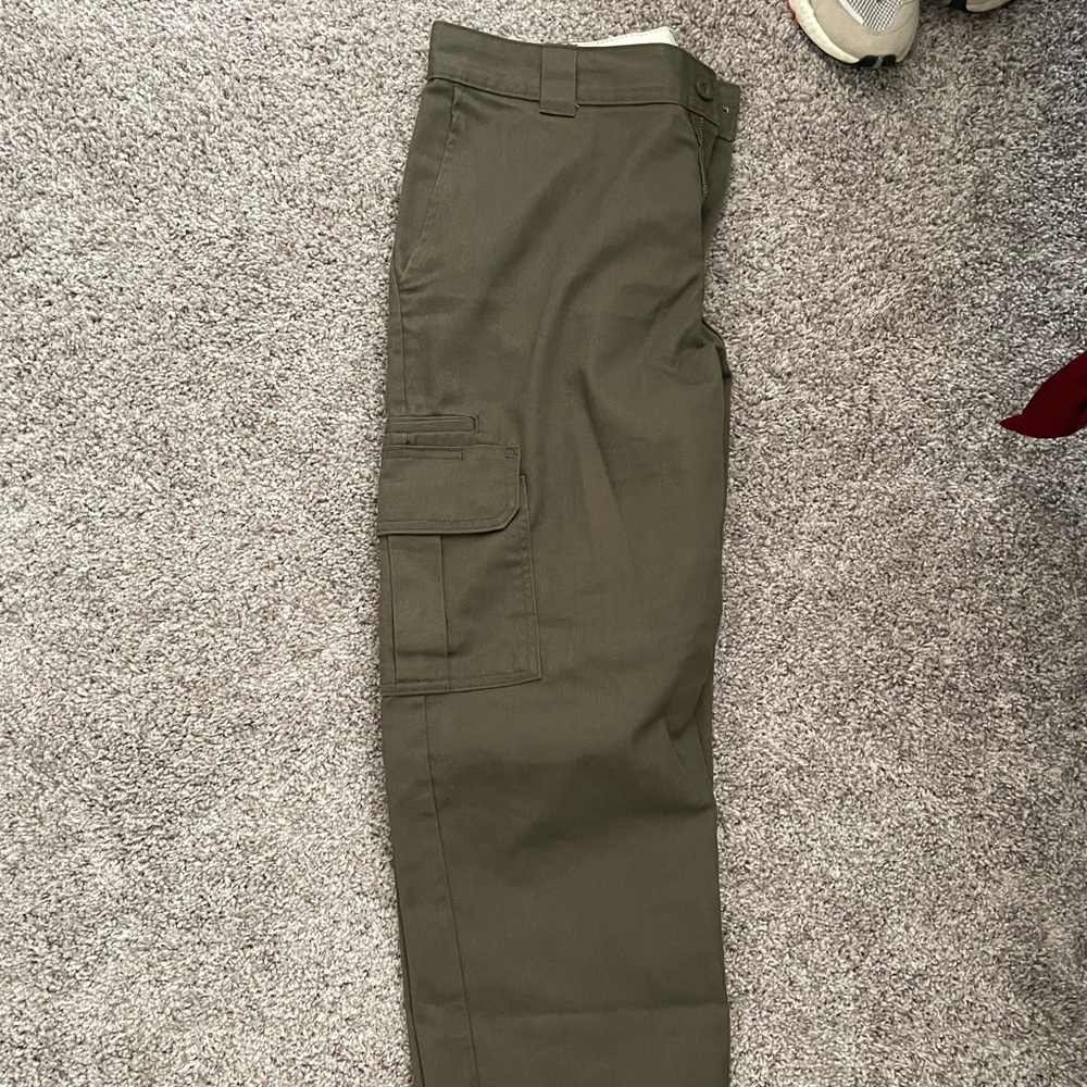 Mens Dickies olive green cutoff pants